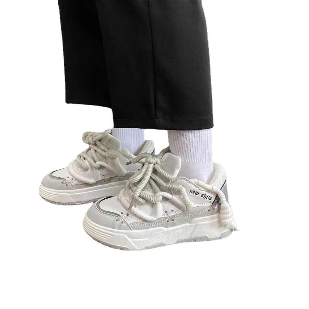 أحذية رياضية نسائية جديدة، أحذ - مراجعة Badminton Shoes وسعره