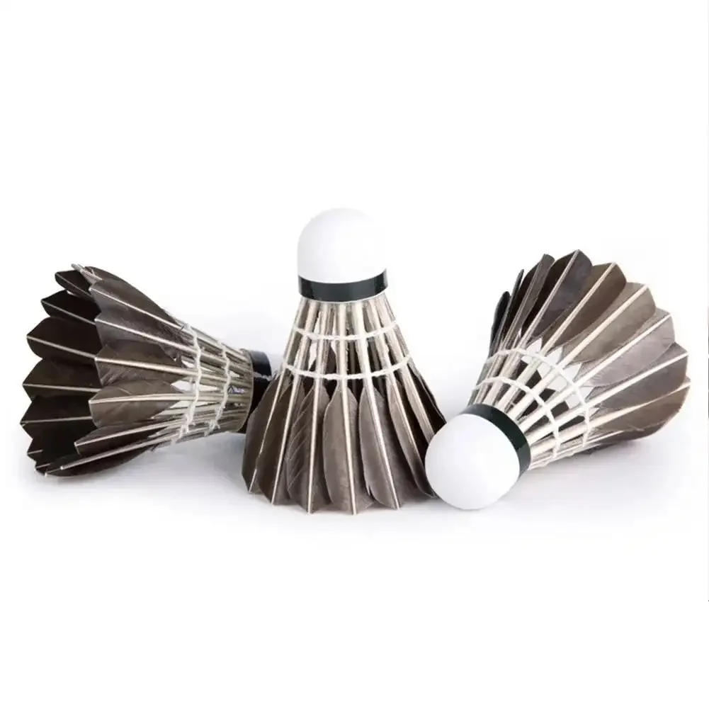 ريشة بدمنتون احترافية من ريش ا - مراجعة Feather Shuttlecock وسعره