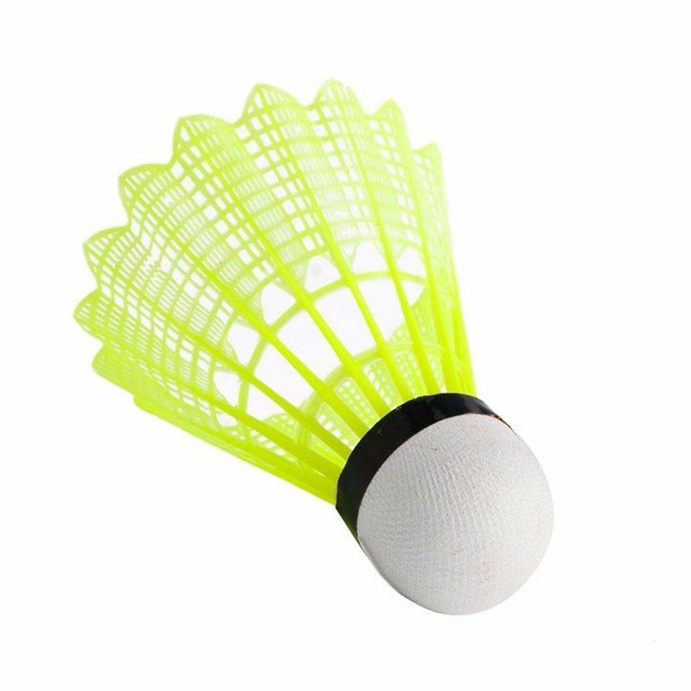 ريشات بدمينتون بلاستيكية جديدة - مراجعة Feather Shuttlecock وسعره